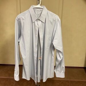 Brooks Brothers Regent Non-Iron Dress Shirt size 16 1/2 - 6-7
